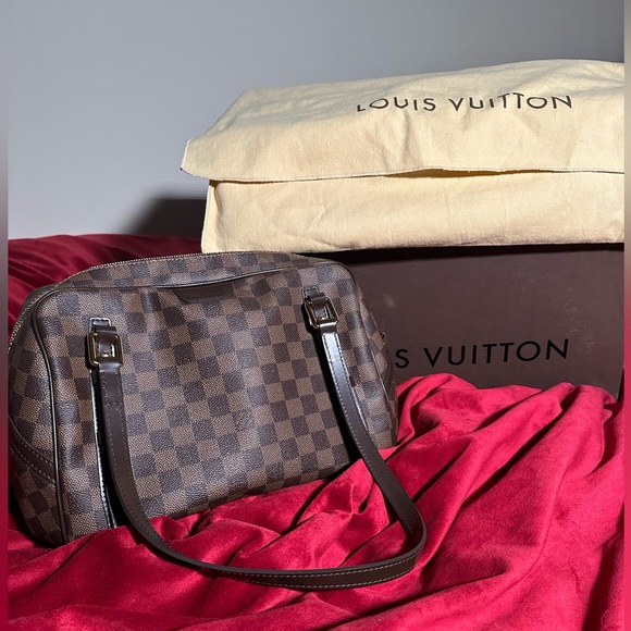 LOUIS VUITTON DAMIER EBENE RIVINGTON GM - Picture 2 of 2